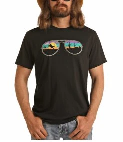 Rock & Roll Cowboy Men's Dale Brisby Black Graphic T-Shirt P9-6500